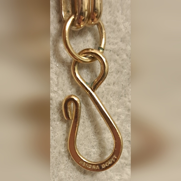 EUC Kendra Scott Harlow Coral Stone Boho Neutral Statement Necklace Jewelery - Picture 7 of 7